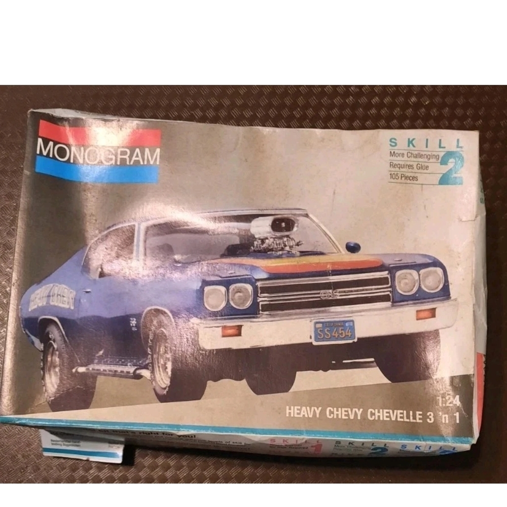 ☆SOLD☆Monogram Heavy Chevy Chevelle 3n'1  Model Kit Vintage 1991 open box 1:24